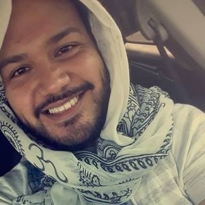 Meet your Posher, Javier